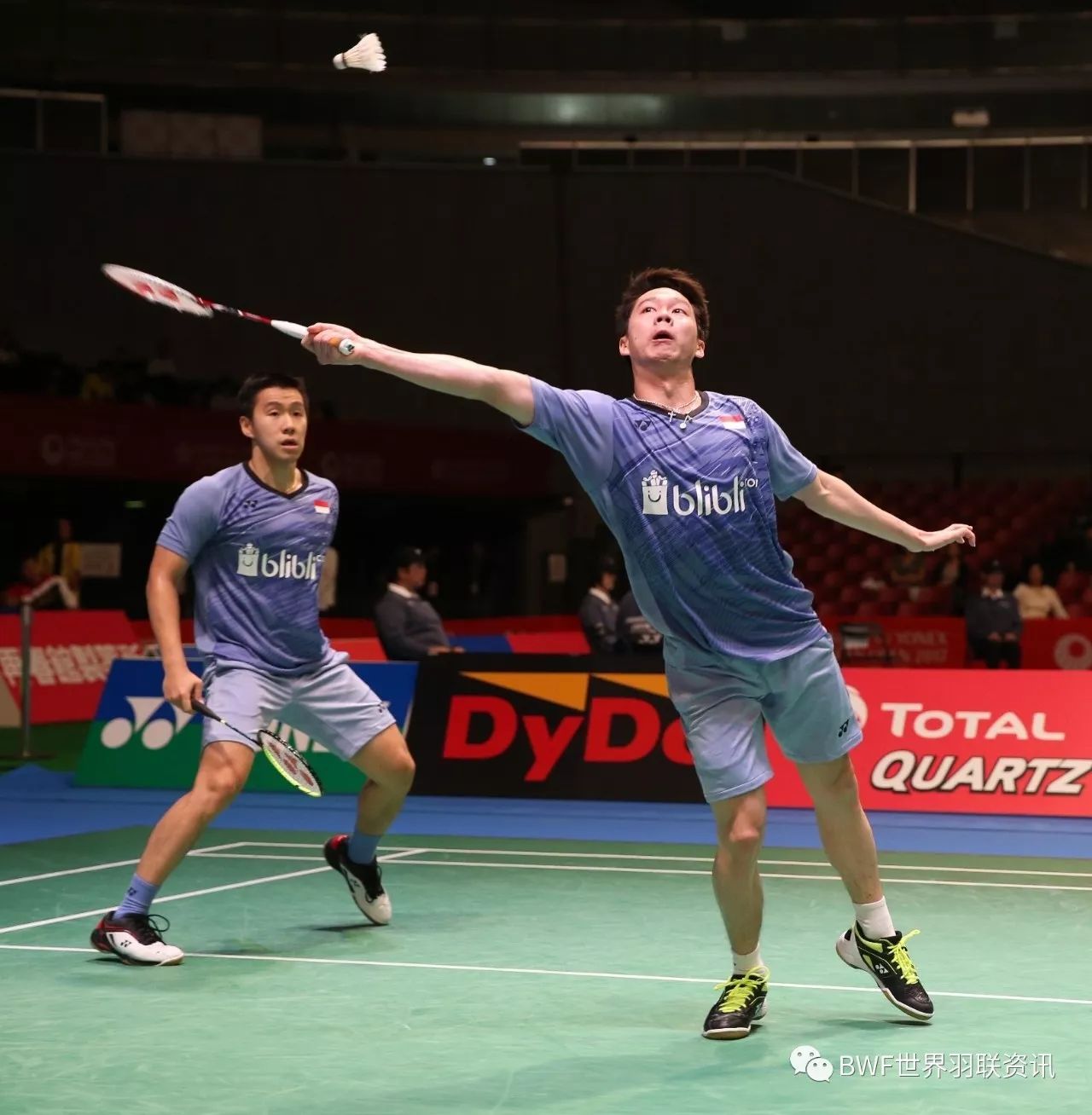 马来西亚队力克印尼队，黄鸭组合统治全场