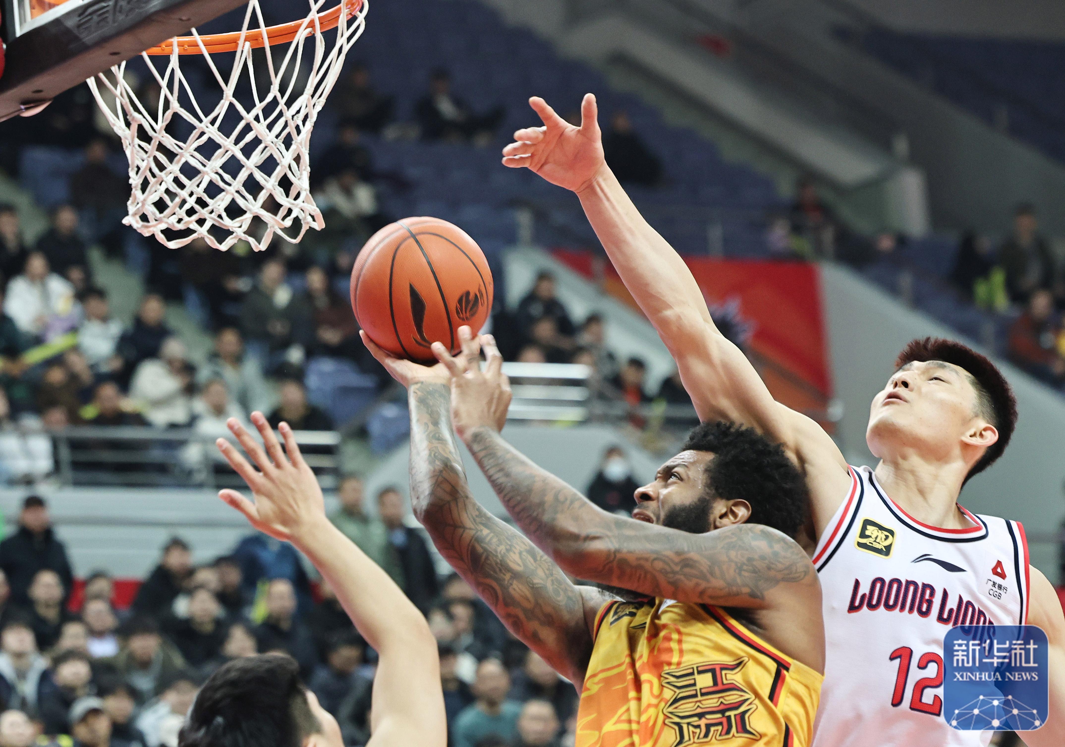 开云体育-广东队力克深圳队，东契奇点燃赛场