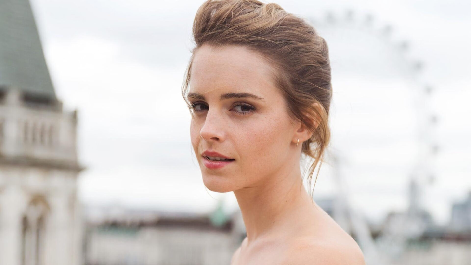 开云体育在线-当湖人遭遇国王，米切尔化身不掉线输出核心，一场没有宕机的表演