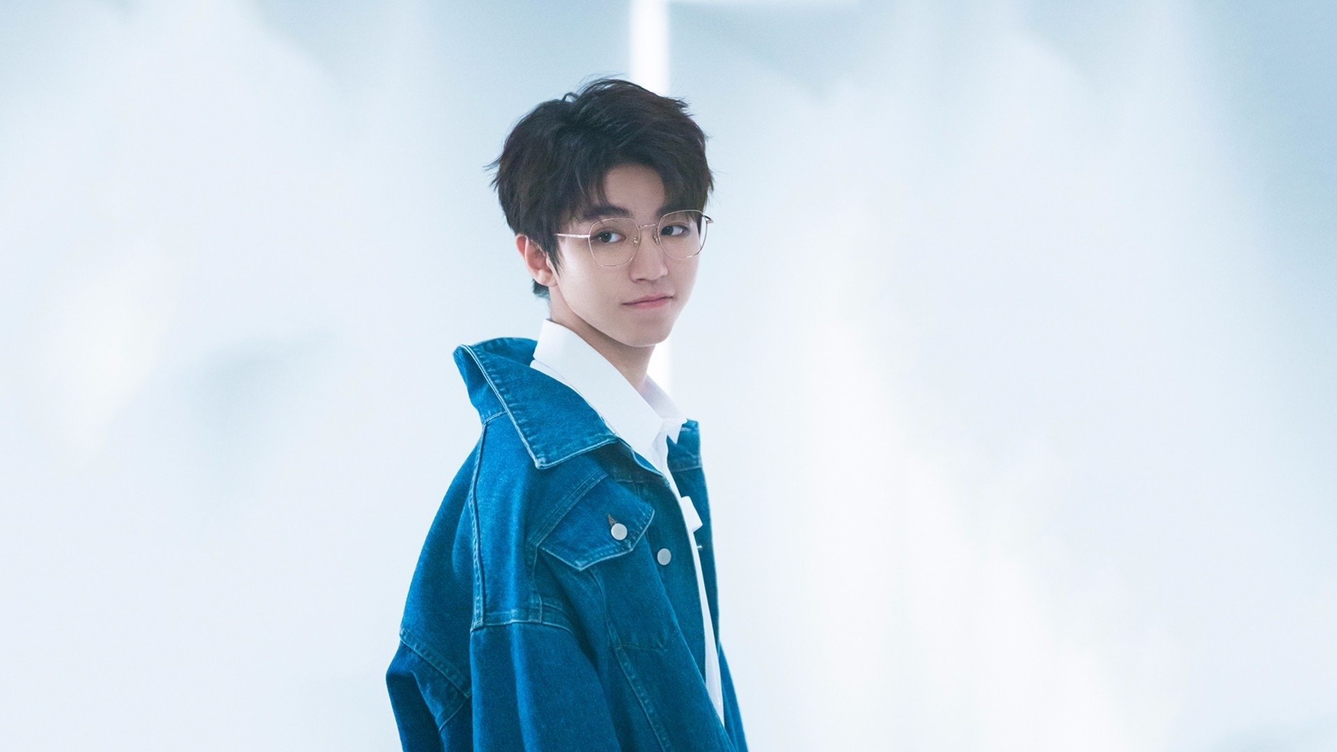 篮球版图东西碰撞，凯尔特人铁血防守扼杀上海队，世界排名争夺战再掀波澜