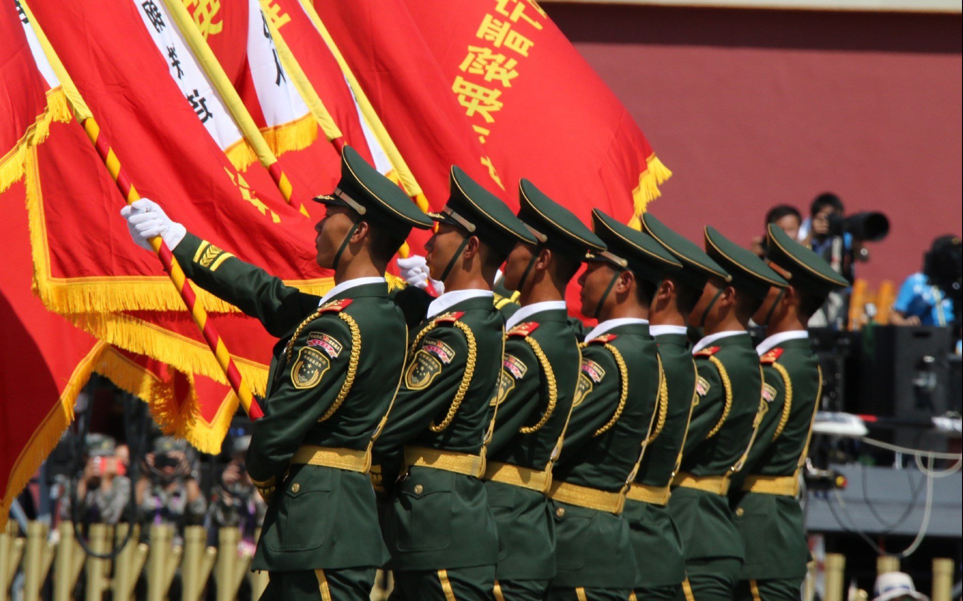 东方铁壁与亚平宁之矛，奥斯梅恩一剑封喉，意大利在2026世界杯B组的唯一生存法则