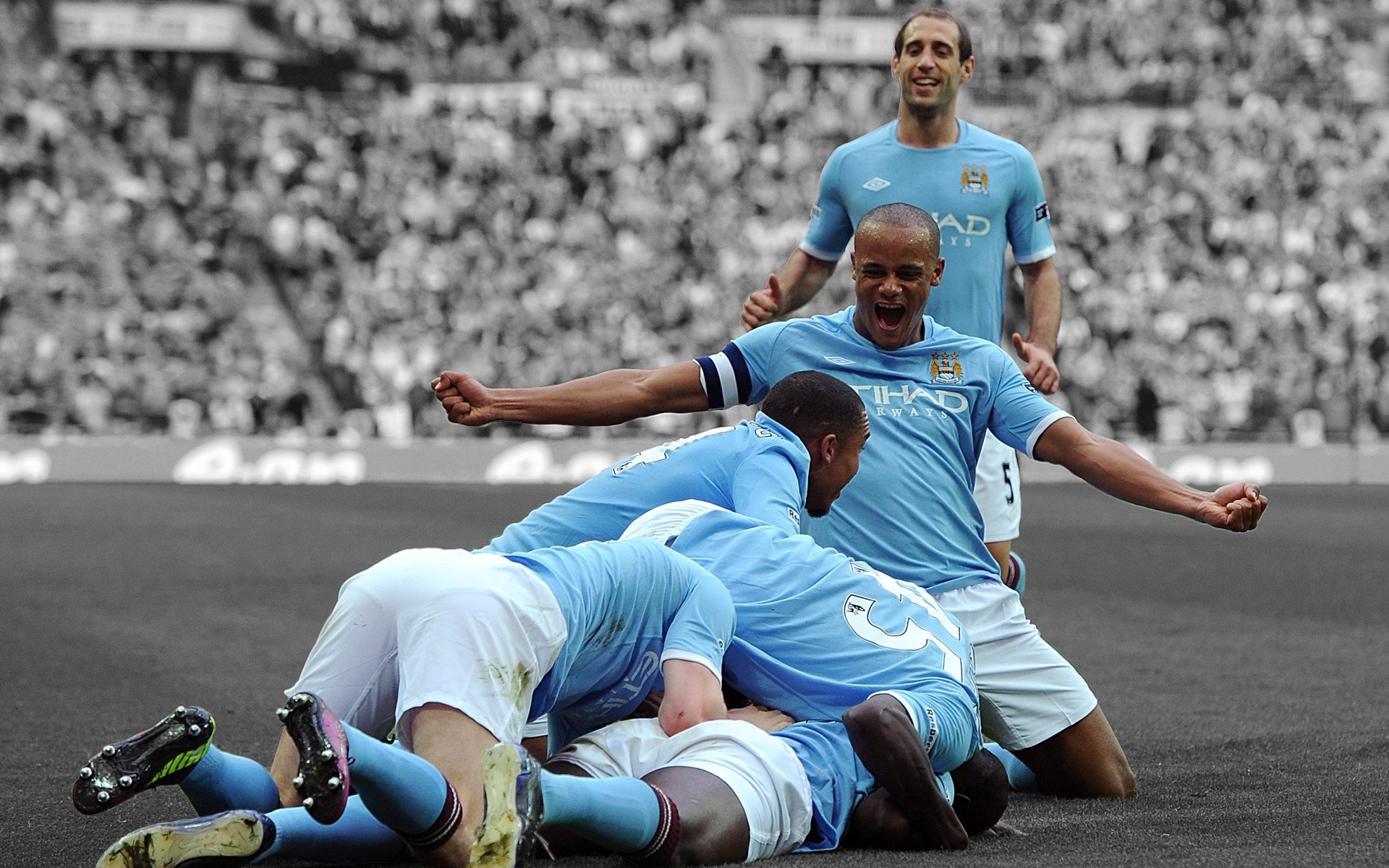 神之一脚!久保建英导演世界杯绝杀,瑞典2-1印度挺进16强,亚洲悲喜两重天